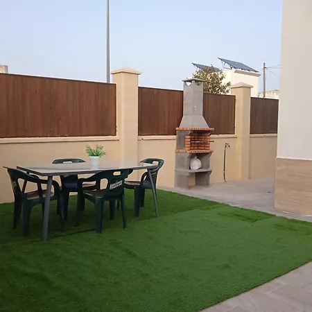 Casa En Jerez Con Patio Cerca De La Playa Y De La Sierra 別荘