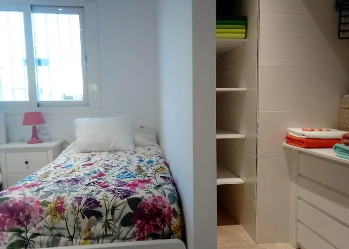 Casa En Jerez Con Patio Cerca De La Playa Y De La Sierra Jerez de la Frontera