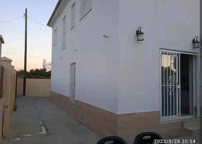 Holiday home Casa En Jerez Con Patio Cerca De La Playa Y De La Sierra *