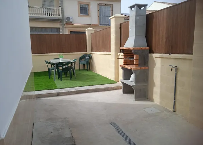 Casa En Jerez Con Patio Cerca De La Playa Y De La Sierra