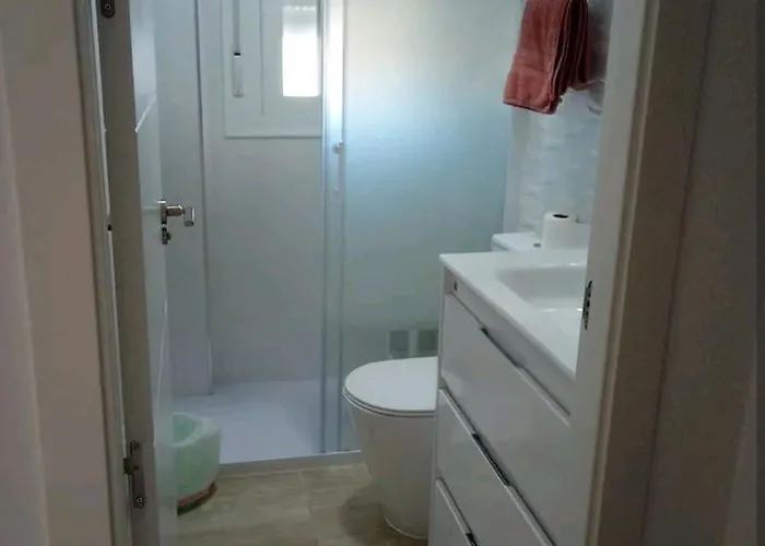 Casa En Jerez Con Patio Cerca De La Playa Y De La Sierra