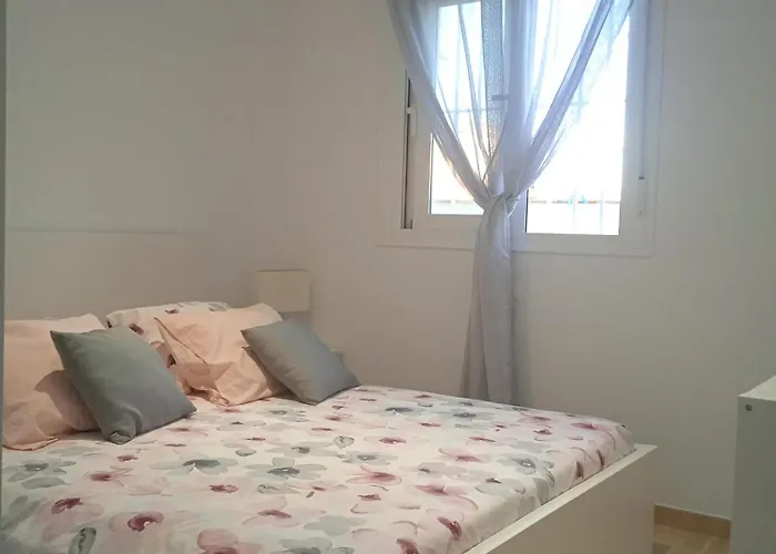 Casa En Jerez Con Patio Cerca De La Playa Y De La Sierra * Jerez de la Frontera