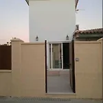 Casa En Jerez Con Patio Cerca De La Playa Y De La Sierra